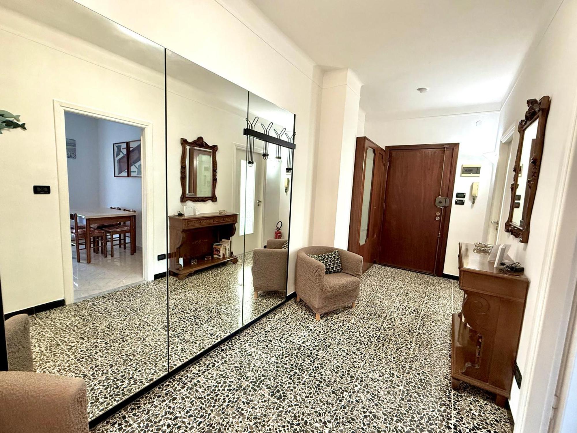 Il Giardino Del Comandante - Trilocale Con Garage Daire Sanremo Dış mekan fotoğraf